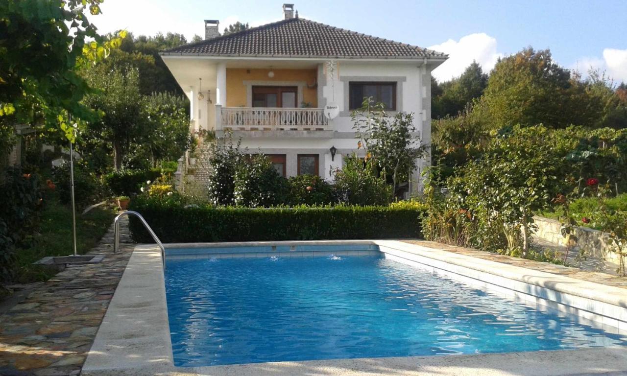 Villa Con Piscina En Panton Ribeira Sacra Galicia Ideal Para Familias Exteriör bild