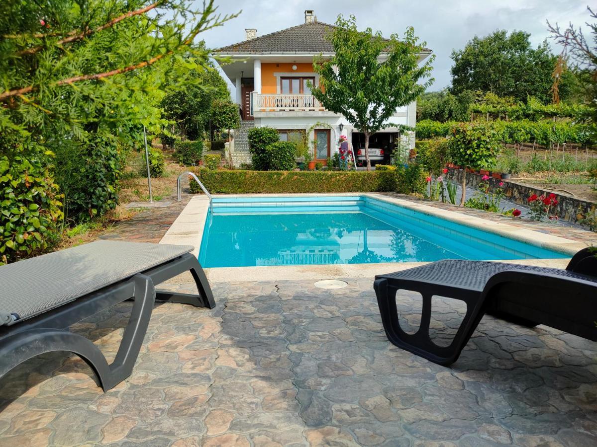 Villa Con Piscina En Panton Ribeira Sacra Galicia Ideal Para Familias Exteriör bild